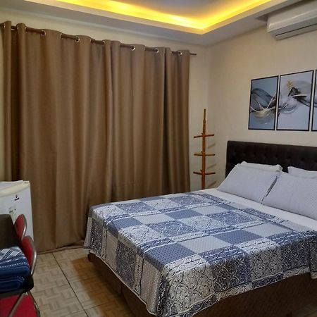 Quartos Em Casa In Caxias Da Paraiso 卡希亚斯公爵城 外观 照片