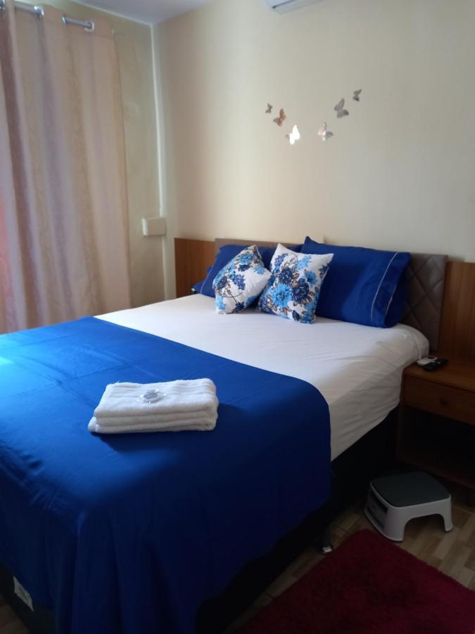 Quartos Em Casa In Caxias Da Paraiso 卡希亚斯公爵城 外观 照片