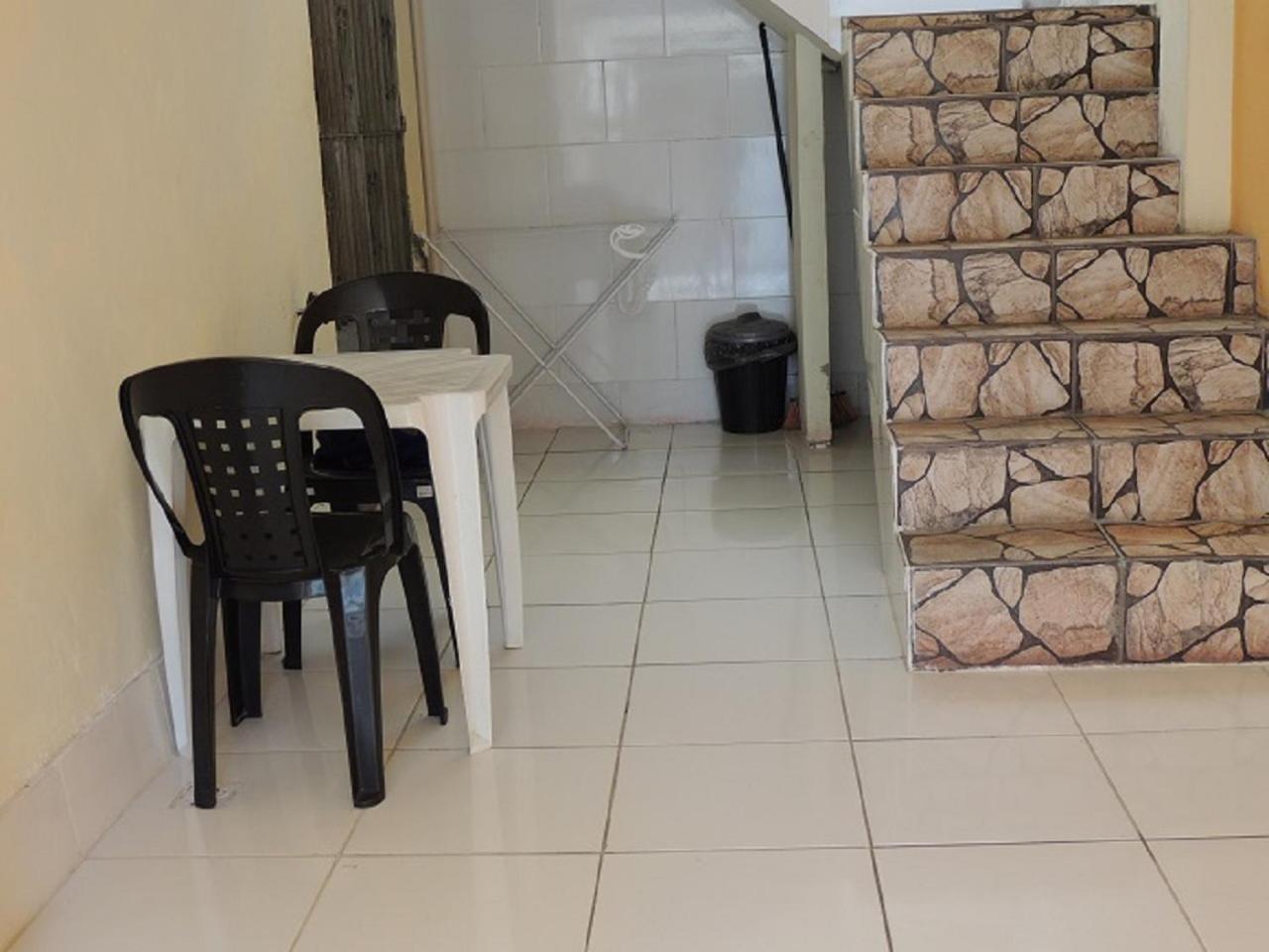 Quartos Em Casa In Caxias Da Paraiso 卡希亚斯公爵城 外观 照片