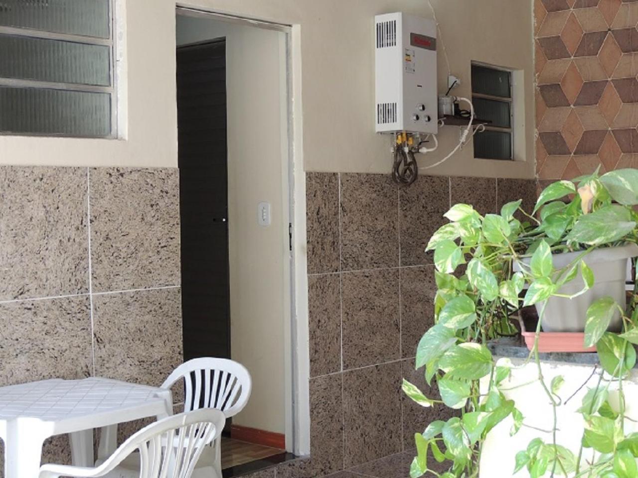Quartos Em Casa In Caxias Da Paraiso 卡希亚斯公爵城 外观 照片