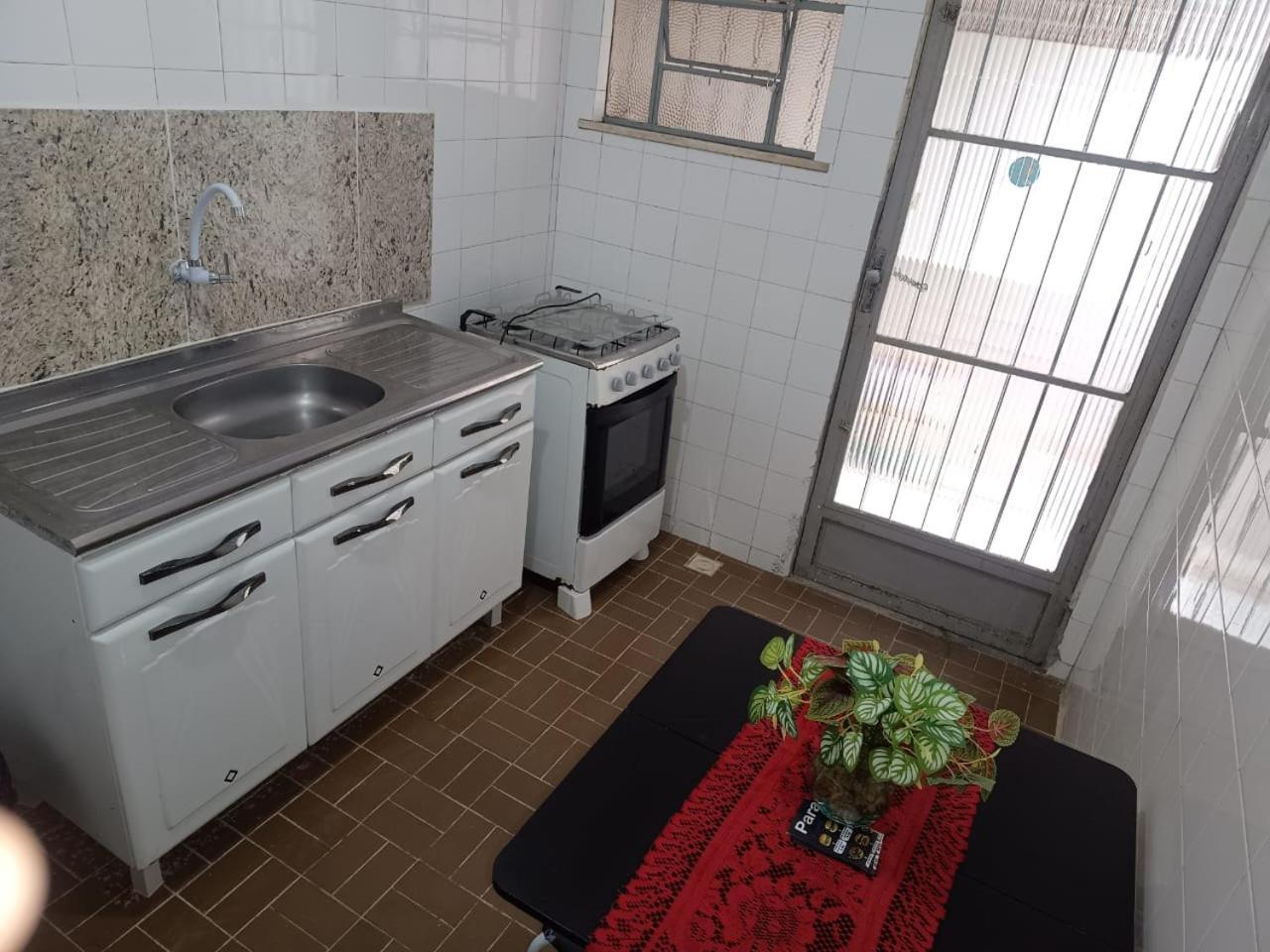 Quartos Em Casa In Caxias Da Paraiso 卡希亚斯公爵城 外观 照片