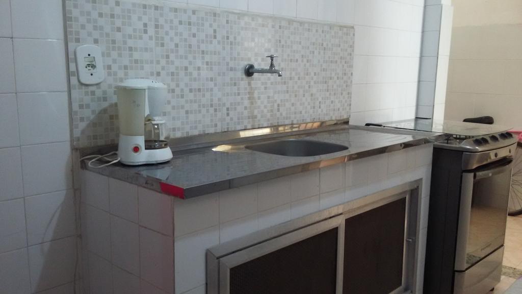 Quartos Em Casa In Caxias Da Paraiso 卡希亚斯公爵城 外观 照片