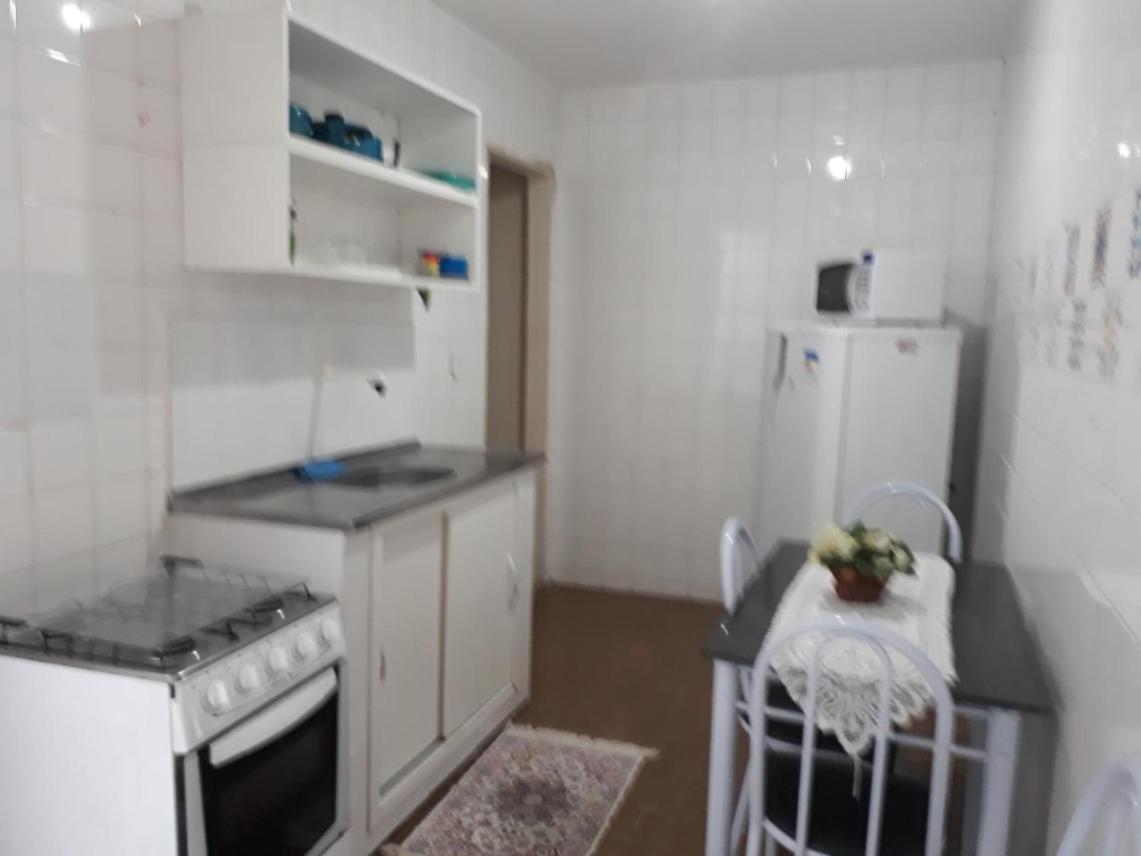 Quartos Em Casa In Caxias Da Paraiso 卡希亚斯公爵城 外观 照片